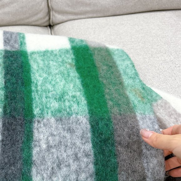 90% NEW AMI SCARF - Picture 9 of 9